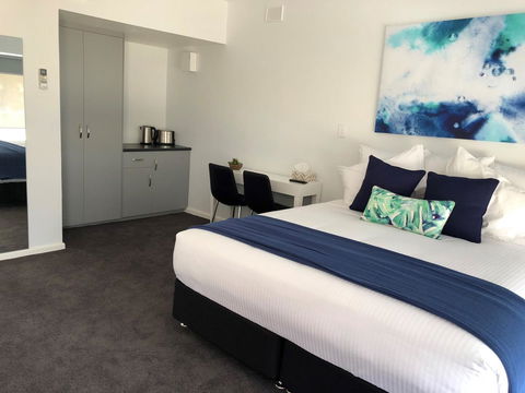 The Avenue Inn - Accommodation Whitsundays 23