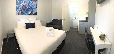 The Avenue Inn - Accommodation Whitsundays 19