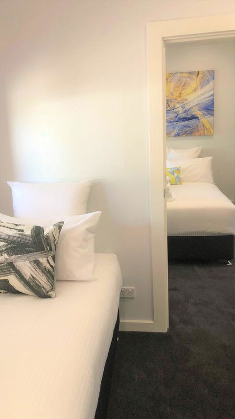 The Avenue Inn - Accommodation Whitsundays 27
