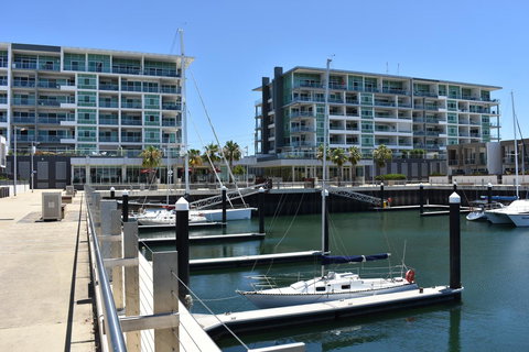 Breakwater Apartment - Accommodation Whitsundays 1