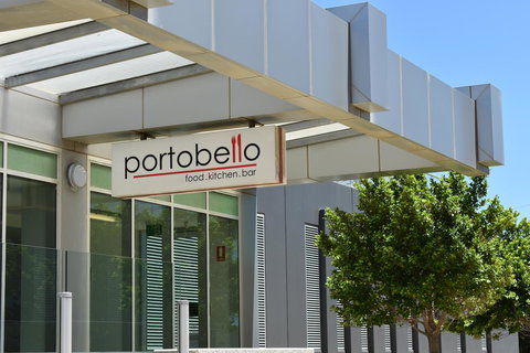 Breakwater Apartment - Accommodation Whitsundays 4