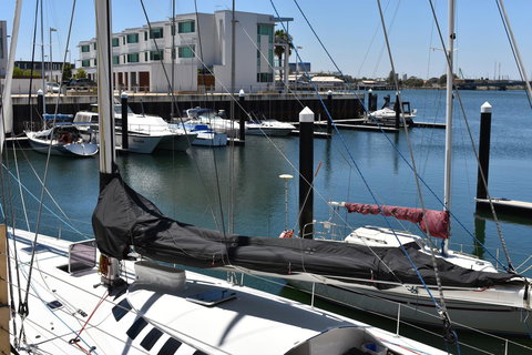 Breakwater Apartment - Accommodation Whitsundays 6
