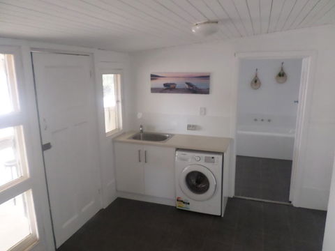 Dells Seaside Escape Moonta Bay - Accommodation Whitsundays 6