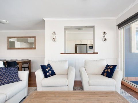 Ramada Resort By Wyndham Shoal Bay - Accommodation Whitsundays 9