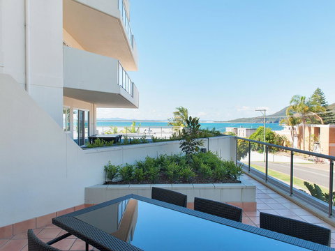 Ramada Resort By Wyndham Shoal Bay - Accommodation Whitsundays 4