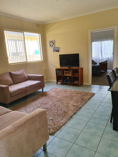 Super Central Location - Accommodation Whitsundays 3