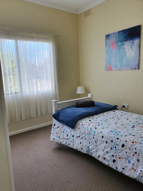 Super Central Location - Accommodation Whitsundays 9