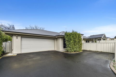 Accommodation On Lansell 2 - Accommodation Whitsundays 7