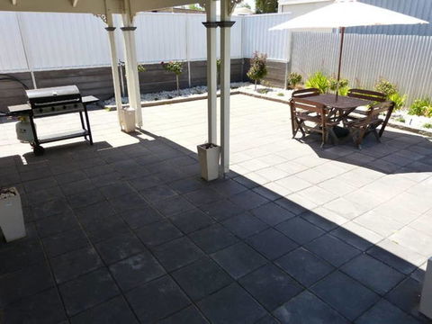 Moontana - Accommodation Whitsundays 10