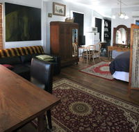 Wallace Lodge - Accommodation Whitsundays