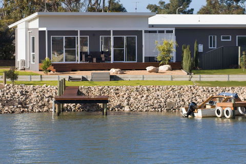Villa Serra - Accommodation Whitsundays 11