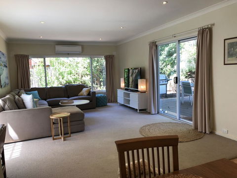 Jack\'s House B&B Clare - Accommodation Whitsundays 9