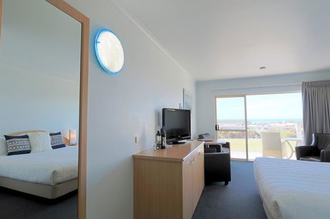 Harbour View Motel - Accommodation Whitsundays 8