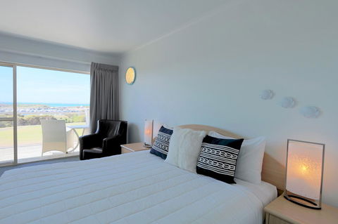 Harbour View Motel - Accommodation Whitsundays 3