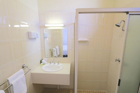 Harbour View Motel - Accommodation Whitsundays 42