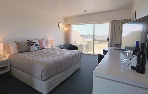 Harbour View Motel - Accommodation Whitsundays 17