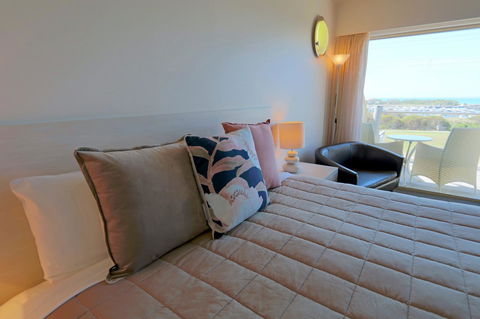 Harbour View Motel - Accommodation Whitsundays 11