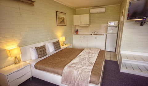 Harbour View Motel - Accommodation Whitsundays 35