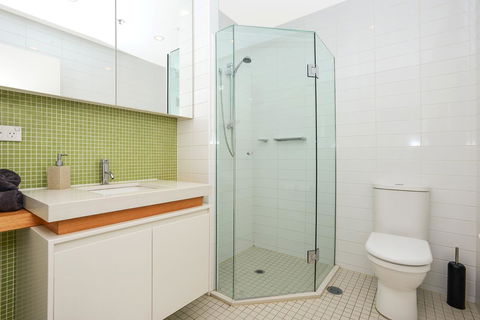 Glenelg Skyline Penthouse - Accommodation Whitsundays 41