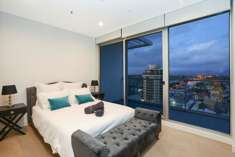 Glenelg Skyline Penthouse - Accommodation Whitsundays 33