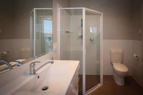 Waterfront On Osprey - Accommodation Whitsundays 23