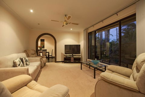 The Palms - Accommodation Whitsundays 18