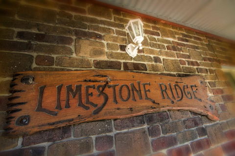 Limestone Ridge - Accommodation Whitsundays 19