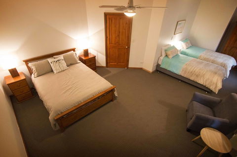 Limestone Ridge - Accommodation Whitsundays 9