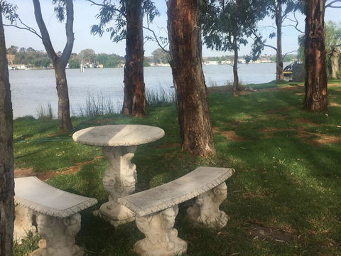Murray Bridge Riverview Cabin - Accommodation Whitsundays 4