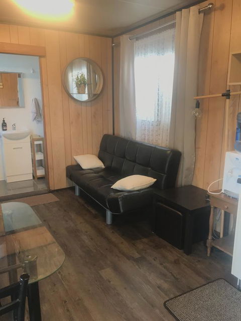 Murray Bridge Riverview Cabin - Accommodation Whitsundays 6