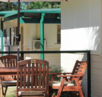 The Retreat Port Stephens - Accommodation Whitsundays
