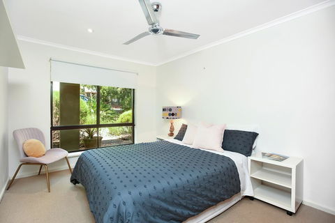 Red Door - Accommodation Whitsundays 5