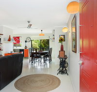 Red Door - Accommodation Whitsundays