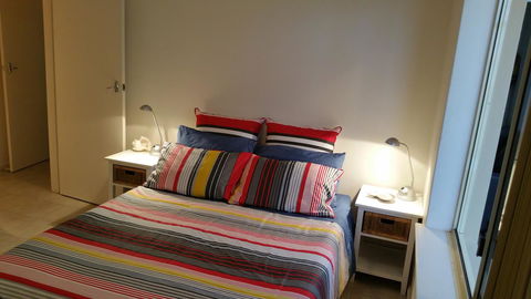 Acaill Accommodation Esplanade Living Self Check-In Self Check-Out - Accommodation Whitsundays 21