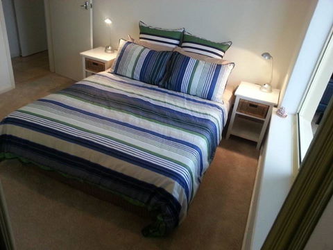 Acaill Accommodation Esplanade Living Self Check-In Self Check-Out - Accommodation Whitsundays 19