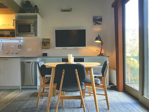 CHILL-OUT - Thredbo - Accommodation Whitsundays 6