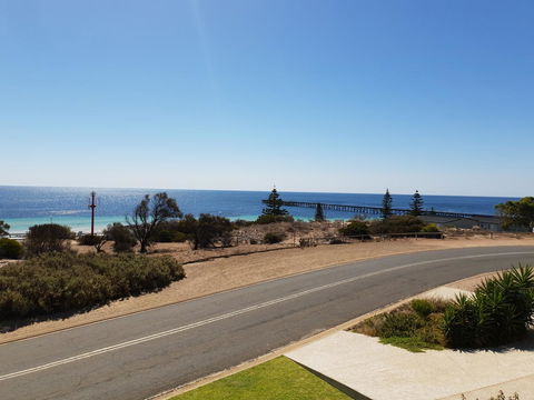 South Shores - Accommodation Whitsundays 3