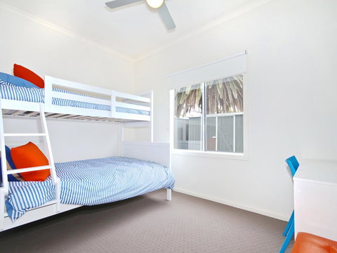 Seas The Day - Accommodation Whitsundays 13