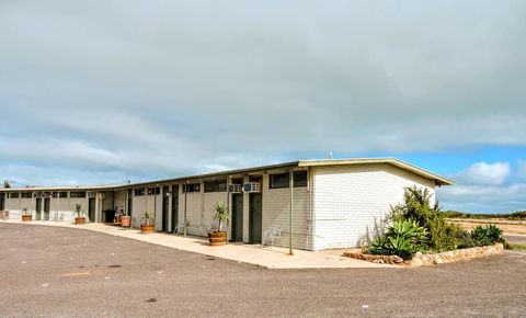 Highway One Motel - Accommodation Whitsundays 16