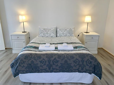 Emu Bay Lodge - Accommodation Whitsundays 9
