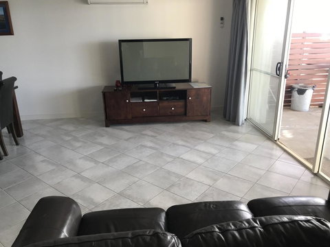 Beachside & Jetty View Apartment 6 - Captain\'s Apt - Accommodation Whitsundays 34