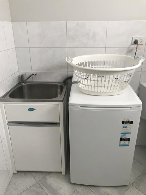 Beachside & Jetty View Apartment 6 - Captain\'s Apt - Accommodation Whitsundays 23