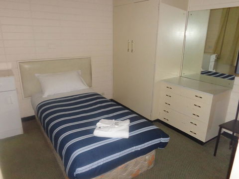 Adelaide Backpackers And Travellers Inn - Accommodation Whitsundays 28