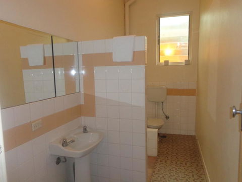 Adelaide Backpackers And Travellers Inn - Accommodation Whitsundays 44