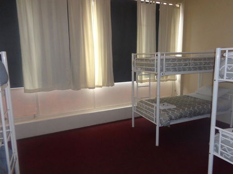 Adelaide Backpackers And Travellers Inn - Accommodation Whitsundays 3