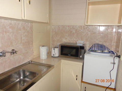 Adelaide Backpackers And Travellers Inn - Accommodation Whitsundays 26