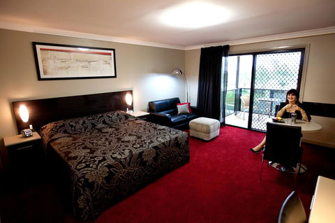 Cattlemans Country Motor Inn & Serviced Apartments - Accommodation Whitsundays 8