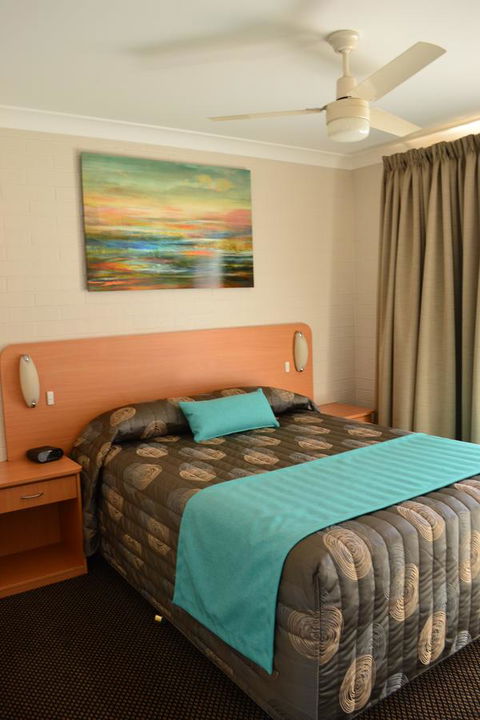 Cattlemans Country Motor Inn & Serviced Apartments - Accommodation Whitsundays 37