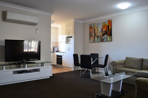 Cattlemans Country Motor Inn & Serviced Apartments - Accommodation Whitsundays 42