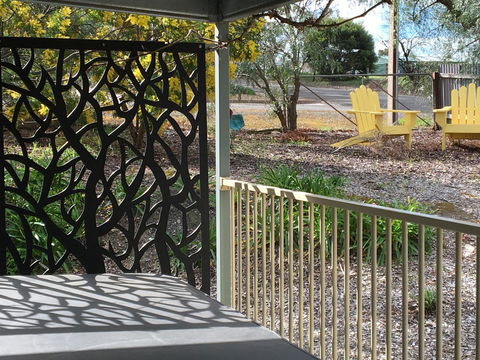 One Tree Bed And Breakfast - Accommodation Whitsundays 5